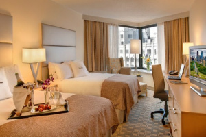 hotels10 7 300x200